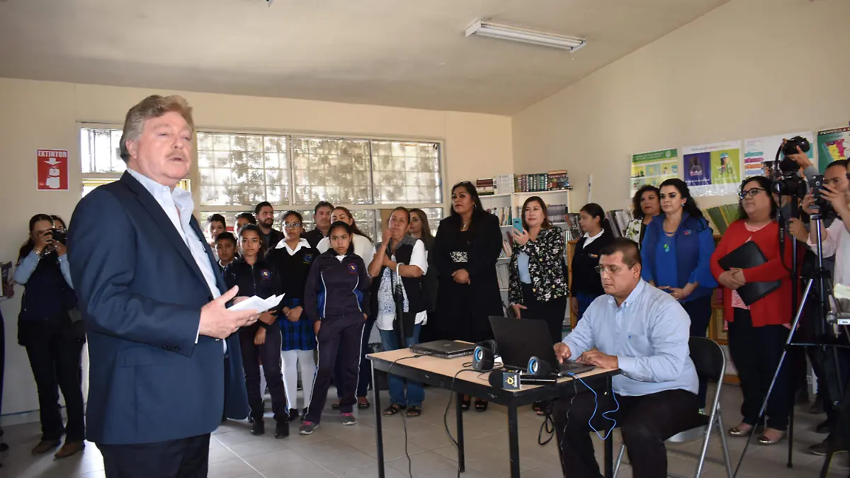 alarma de panico en escuelas (3)